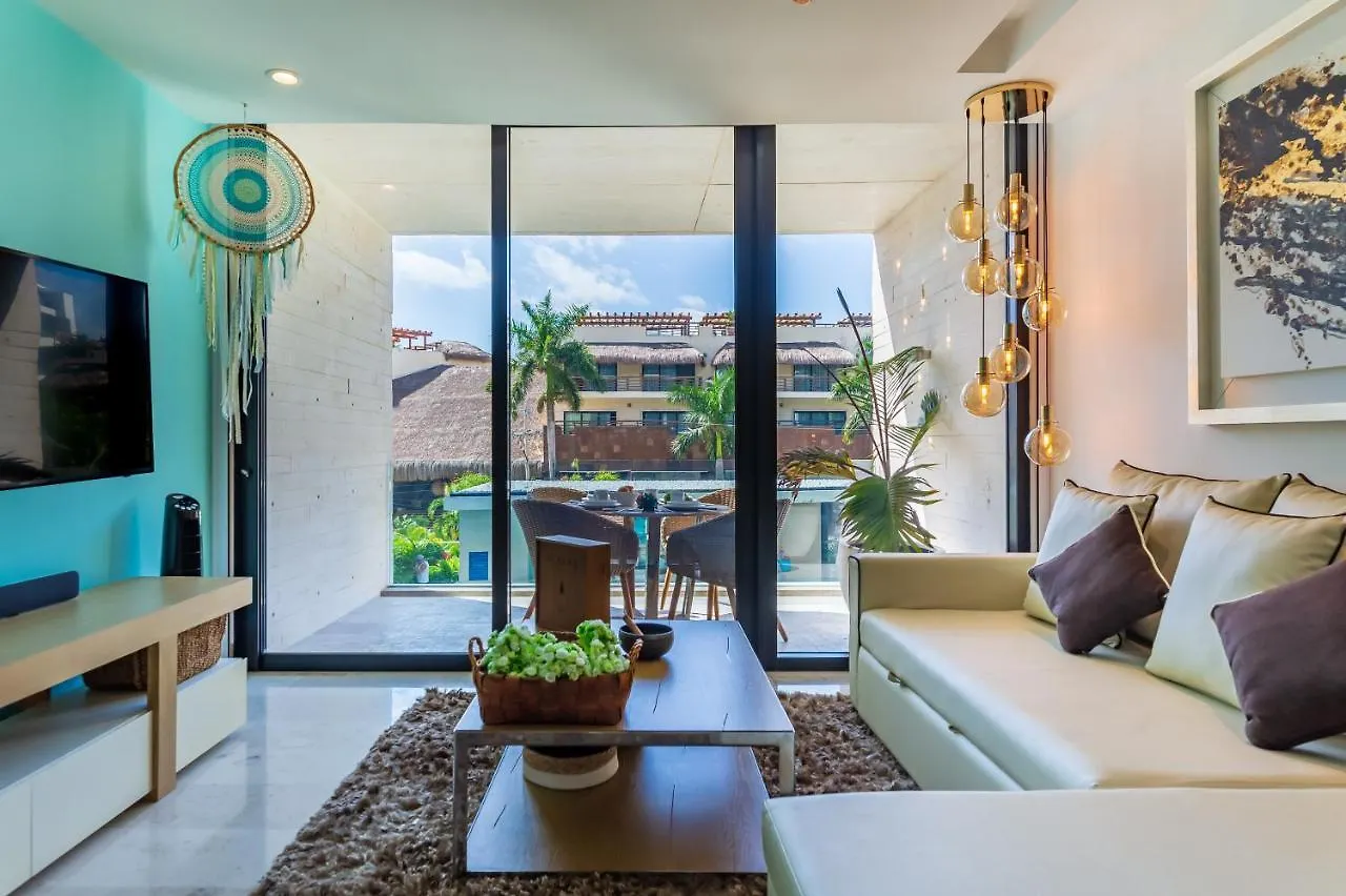 Luxury Condo Oceana, Steps From The Beach, Beach Club, Restaurant And Gym!! Playa del Carmen 0*,  Mexico